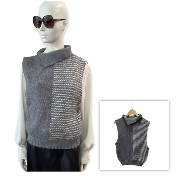 Vintage Sweaters - Vintage Hand Knit Sweater Vest